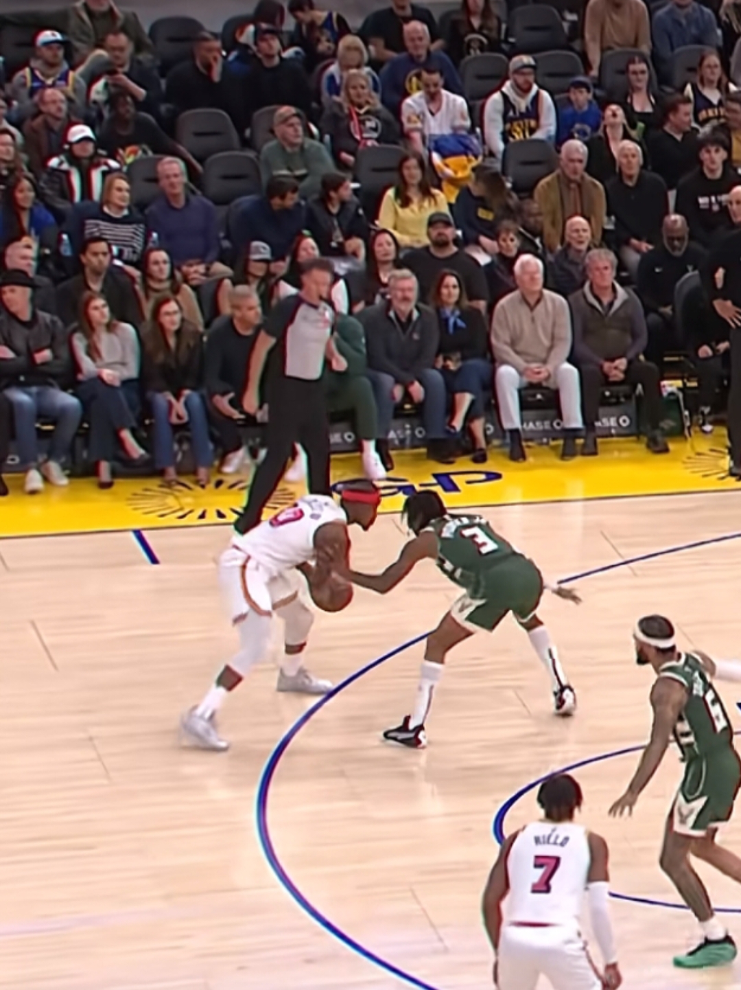 九游娱乐空间-包含C9不断突破！，巴特勒连续十五场比赛得分超过重要助攻观众掌声雷动的词条